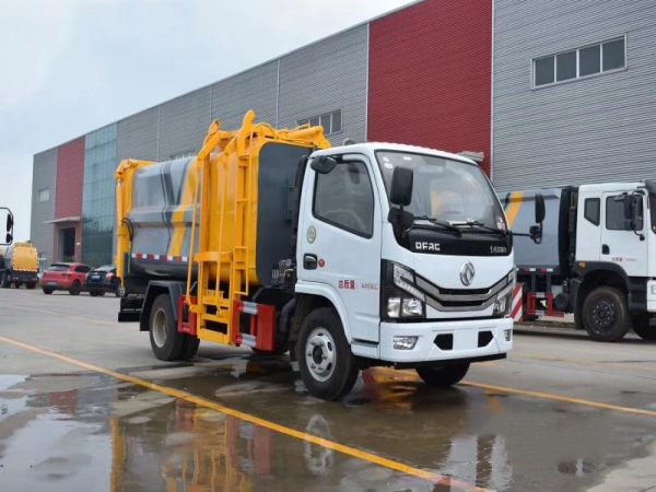 7方東風D6側裝壓縮垃圾車