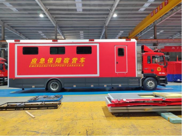 中振漢江宿營車