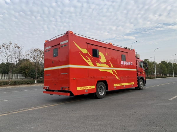 重汽炊事車雙側(cè)可擴(kuò)展