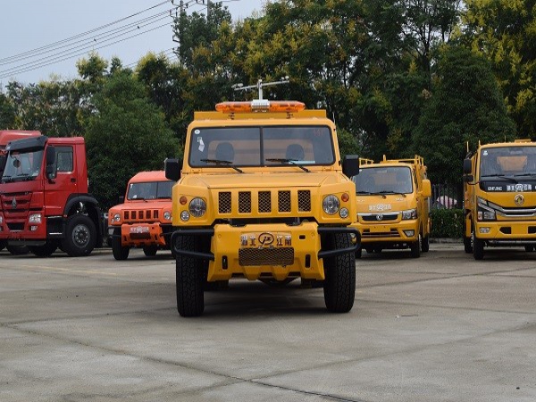 江特牌JDF5040XXHBAW6型救險(xiǎn)車(chē)