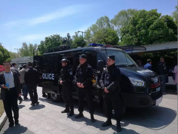 依維柯無人機指揮車