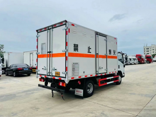 五十鈴瓶裝氣體運輸車