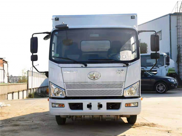 解放J6F危廢車（4.2米）