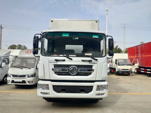 東風(fēng)爆破器材運輸車（9.99噸）