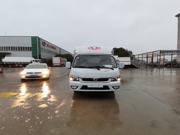 途逸柴油版廂式運輸車