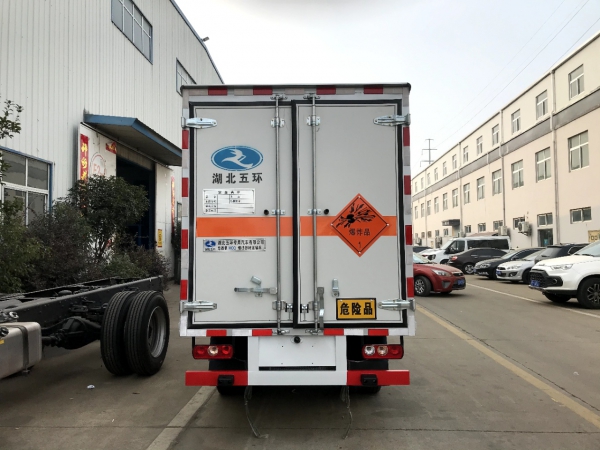 國六躍進(jìn)柴油版1類爆破