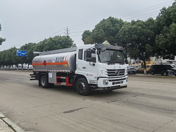 錦程加油車（容積15.5方）