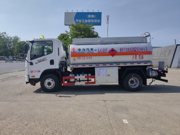 解放3600流動加油車